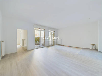 Appartement - 100 m² - 5 pièces