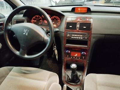 Peugeot 307 1.6 Hdi 16v 110 Executive Pk 5p