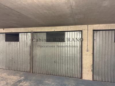 Parking / Garage - 13 m²