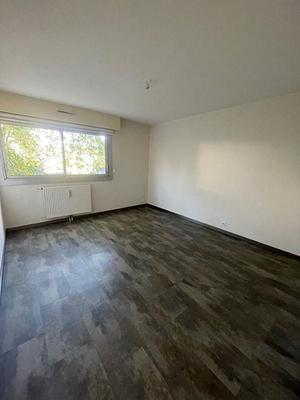 Appartement - 110 m² - 5 pièces