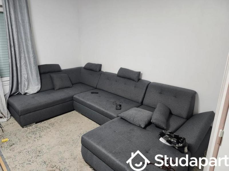 Chambre - 11 m² - 1 pièce