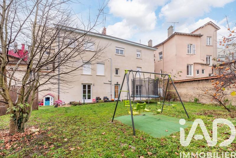 Appartement - 87 m² - 3 pièces