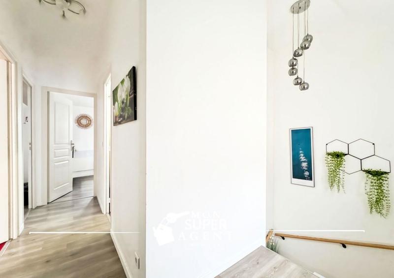 Maison - 100 m² - 4 pièces