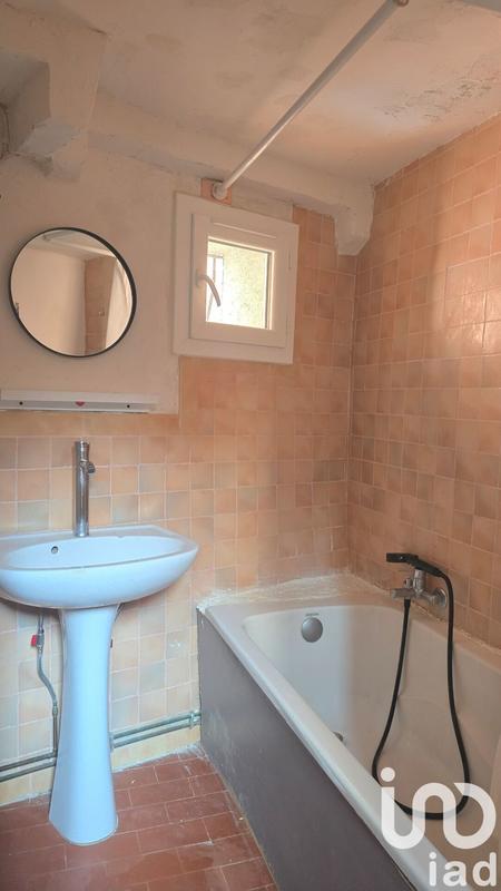 Maison - 64 m² - 3 pièces