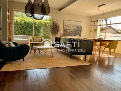 Villa - 175 m² - 6 pièces