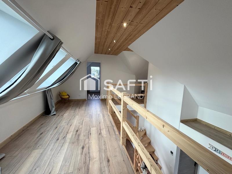 Maison - 99 m² - 5 pièces