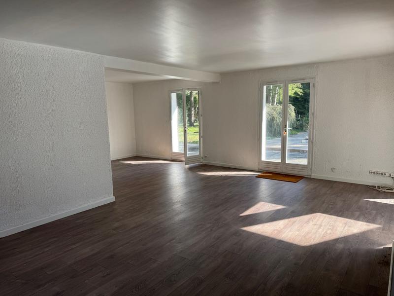 Villa - 240 m² - 6 pièces