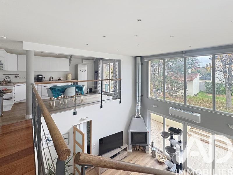 Maison - 170 m² - 7 pièces