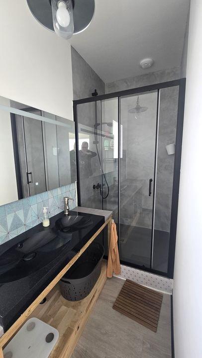 Maison - 246 m² - 7 pièces