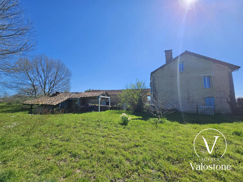 Maison ancienne - 163 m² - 6 pièces