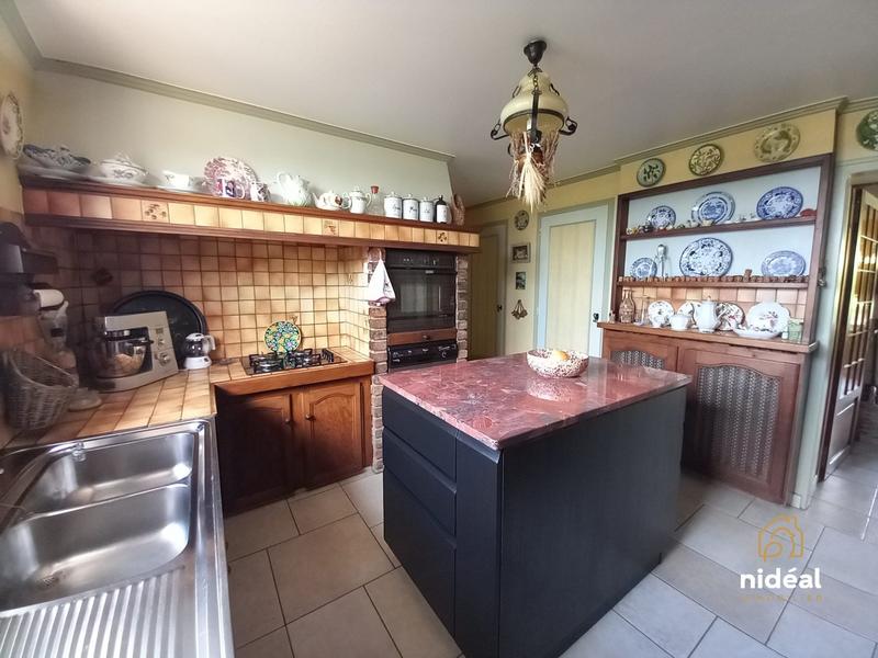 Maison ancienne - 185 m² - 7 pièces