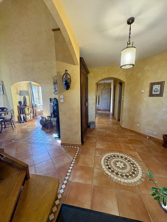 Villa - 185 m² - 5 pièces