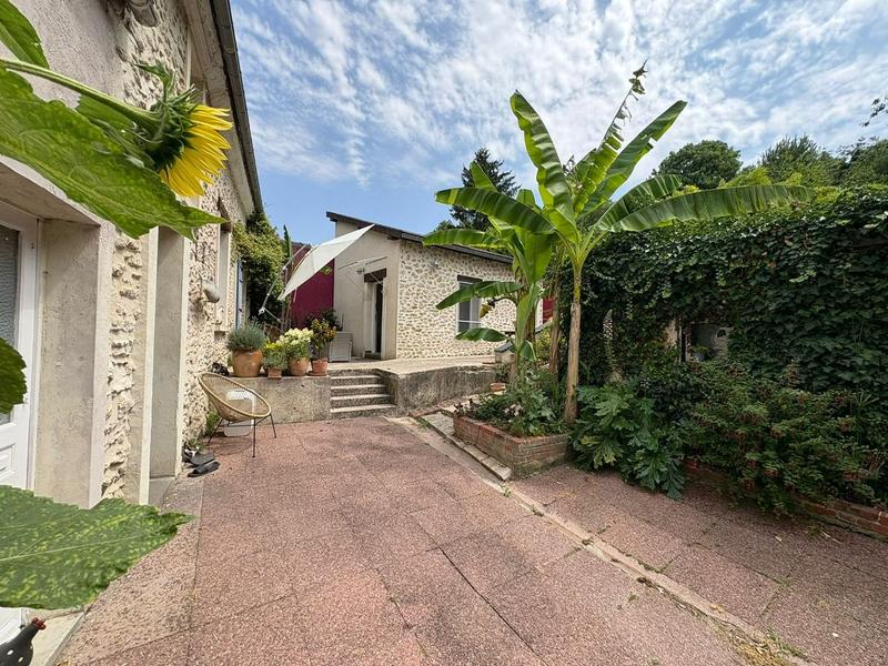 Maison - 91 m² - 4 pièces