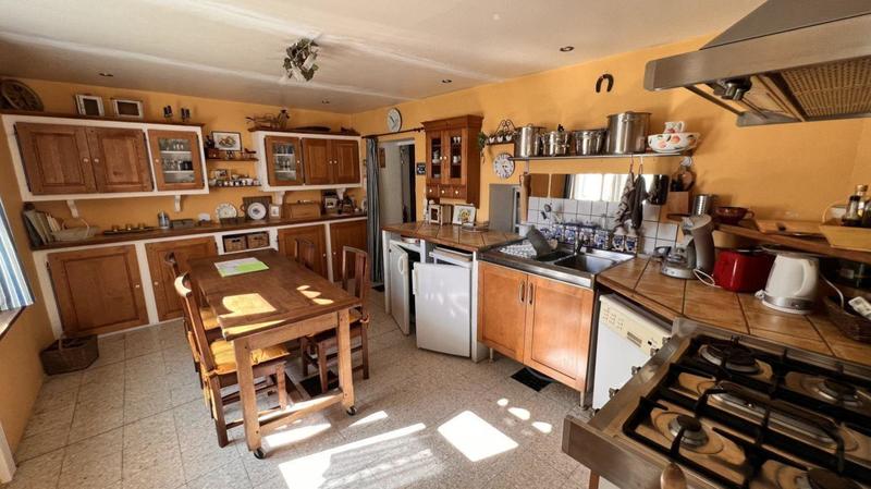 Maison - 104 m² - 5 pièces