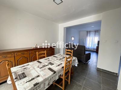 Maison - 106 m² - 6 pièces