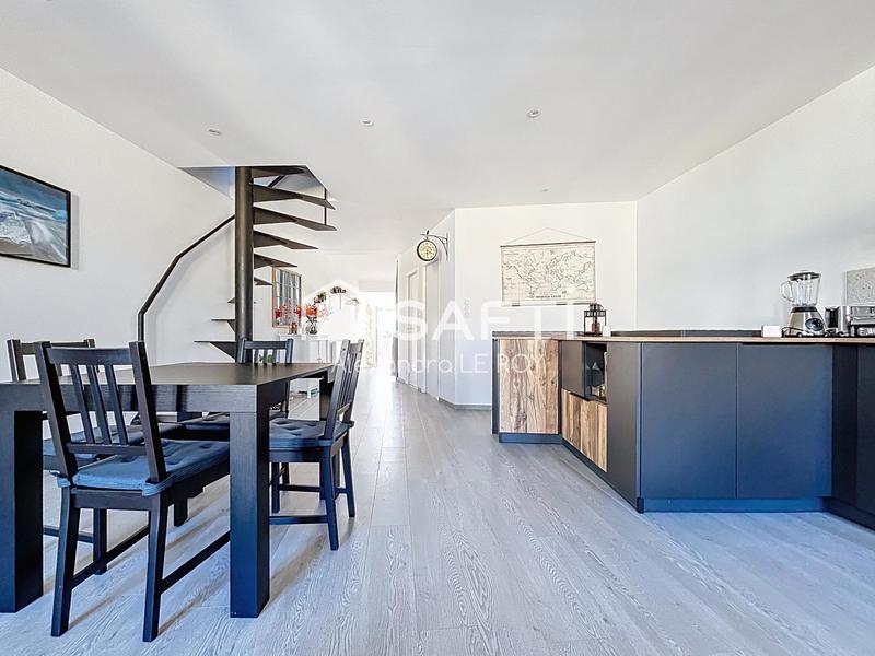 Maison de ville - 170 m² - 7 pièces