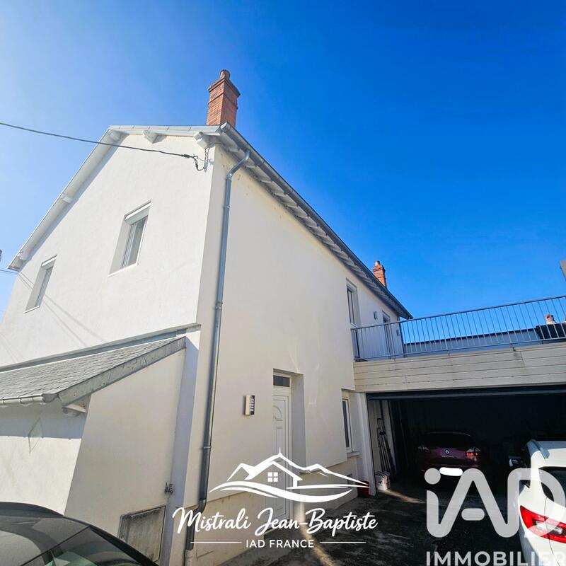 Maison - 179 m² - 7 pièces