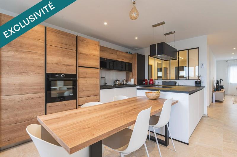 Maison - 130 m² - 6 pièces