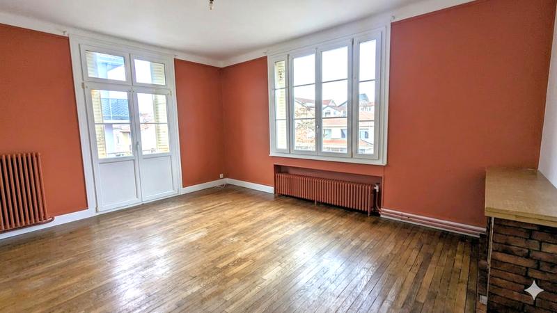 Appartement - 85 m² - 3 pièces