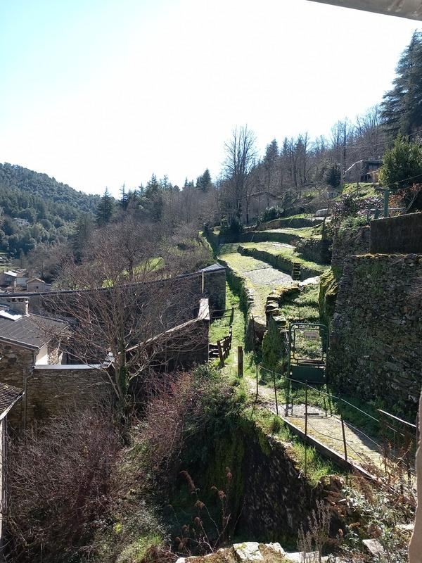 Maison - 90 m² - 3 pièces