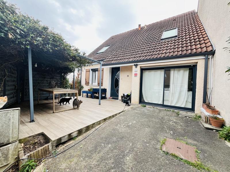 Maison - 100 m² - 5 pièces