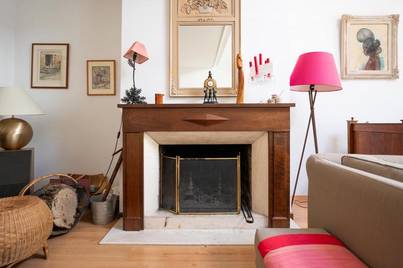 Maison - 235 m² - 8 pièces