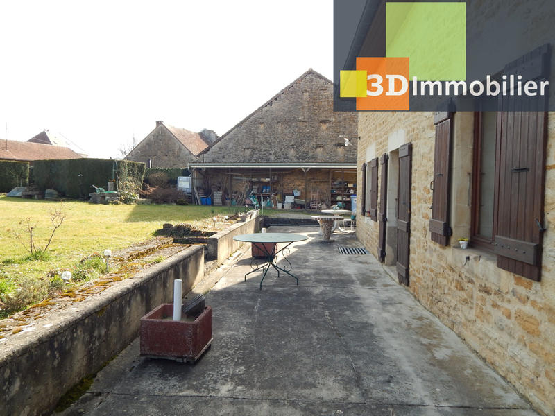 Maison - 234 m² - 7 pièces