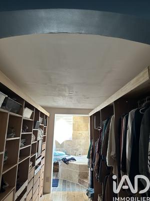 Maison - 218 m² - 6 pièces