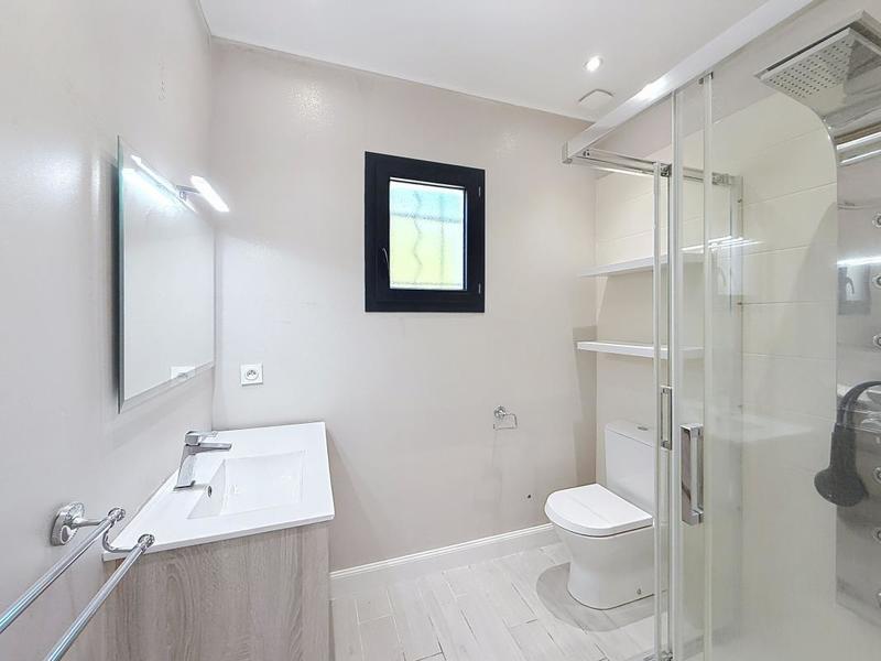 Villa - 200 m² - 5 pièces