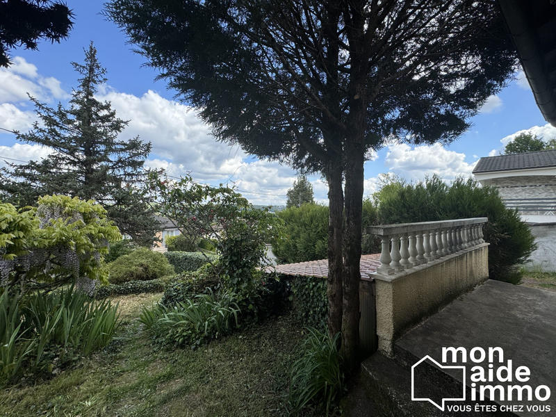 Maison - 185 m² - 6 pièces