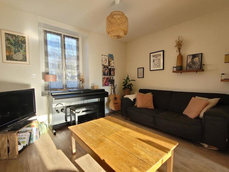 Maison - 91 m² - 5 pièces