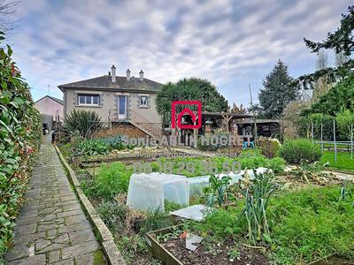 Maison - 80 m² - 5 pièces