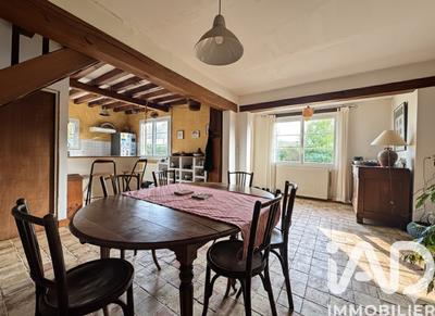 Maison - 155 m² - 8 pièces