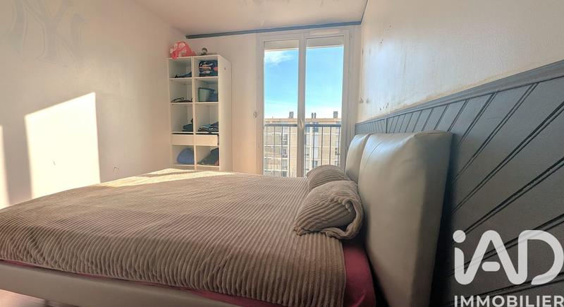 Appartement - 77 m² - 4 pièces