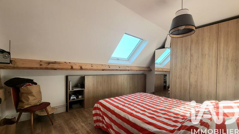 Maison - 209 m² - 7 pièces