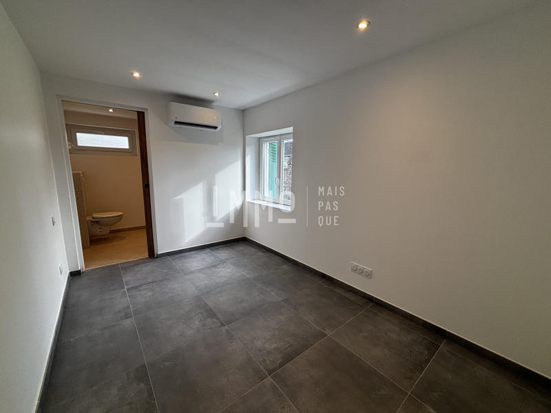 Maison - 95 m² - 6 pièces