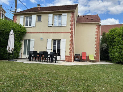 Maison - 122 m² - 7 pièces