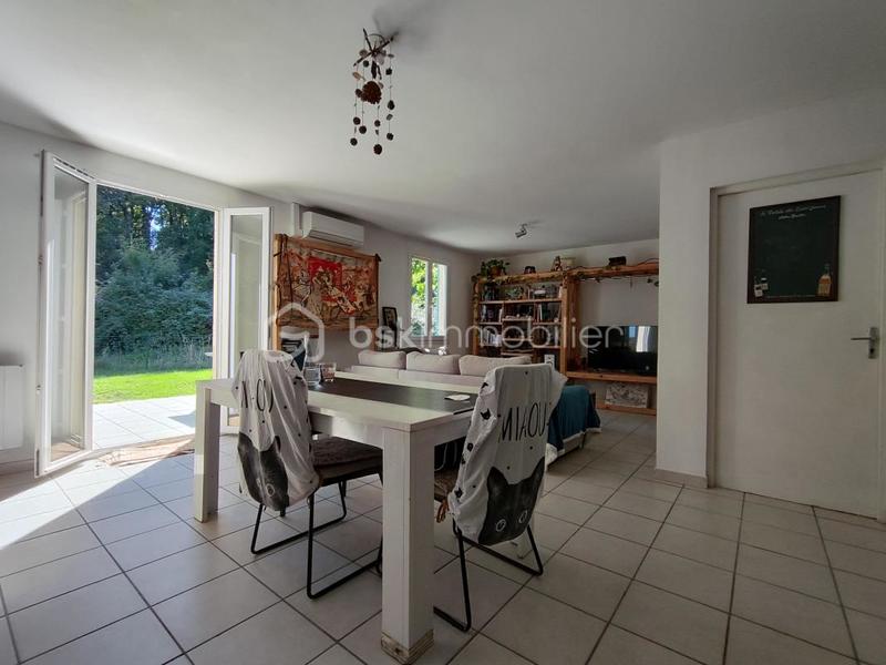 Maison - 98 m² - 4 pièces