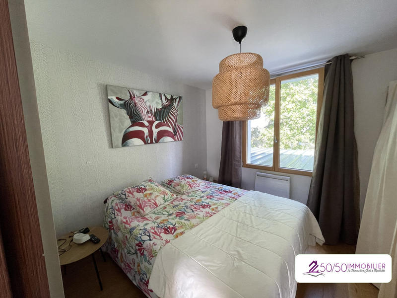 Maison - 252 m² - 9 pièces