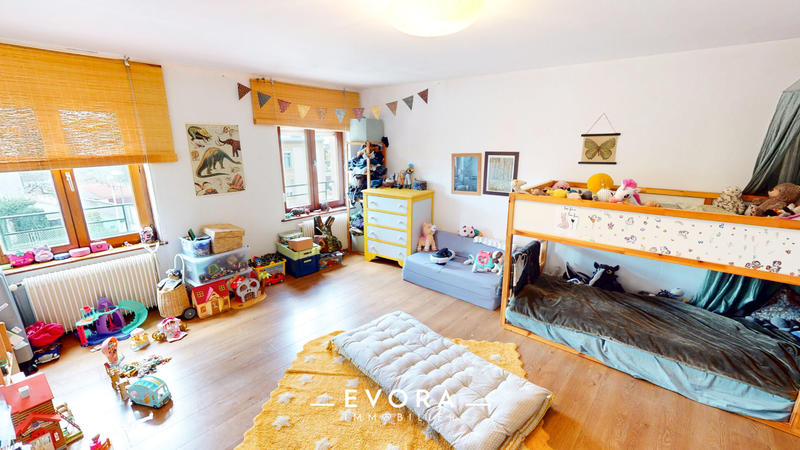 Appartement - 87 m² - 3 pièces