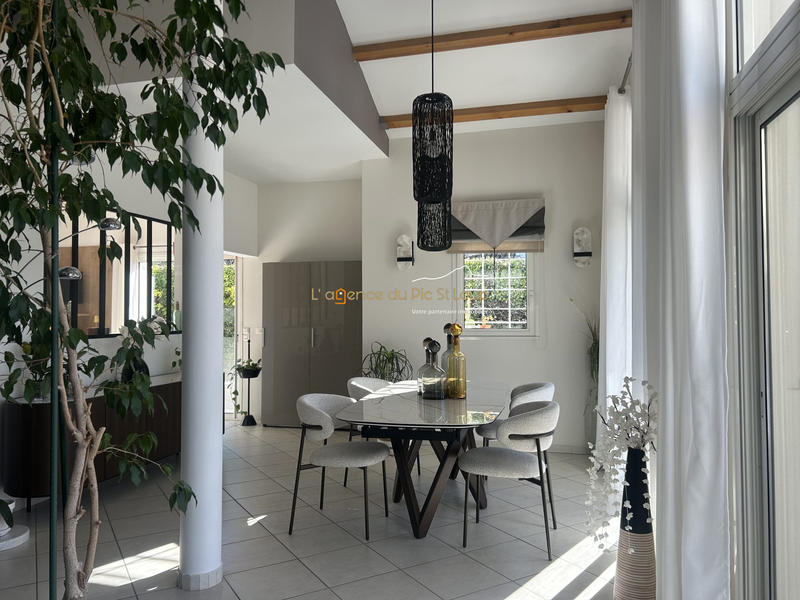 Maison contemporaine - 169 m² - 6 pièces