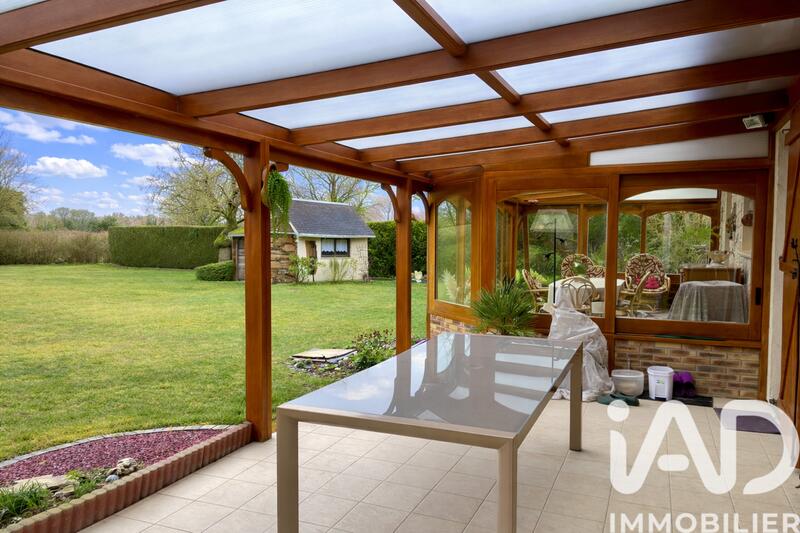 Maison - 180 m² - 7 pièces