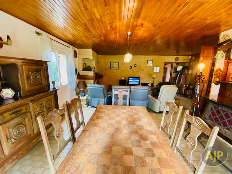 Maison - 140 m² - 4 pièces