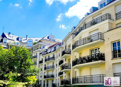 Appartement - 110 m² - 5 pièces