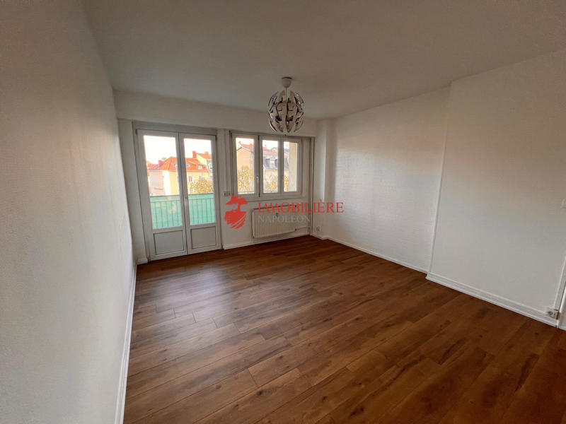 Appartement - 80 m² - 3 pièces