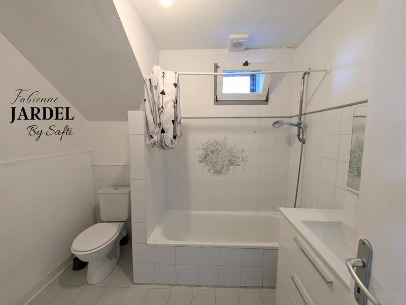 Maison - 200 m² - 6 pièces