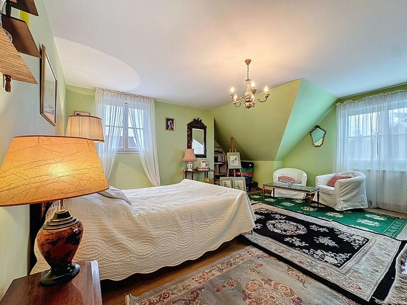 Maison ancienne - 208 m² - 6 pièces