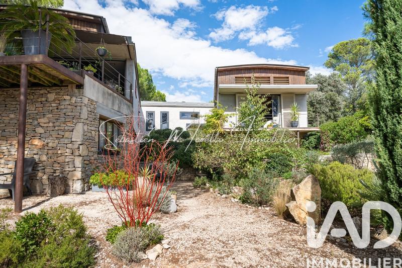 Maison de maîtres - 225 m² - 7 pièces