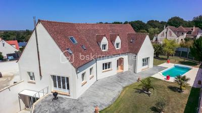 Demeure - 310 m² - 10 pièces