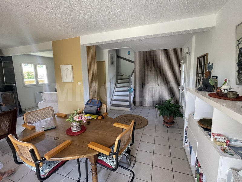 Villa - 100 m² - 6 pièces